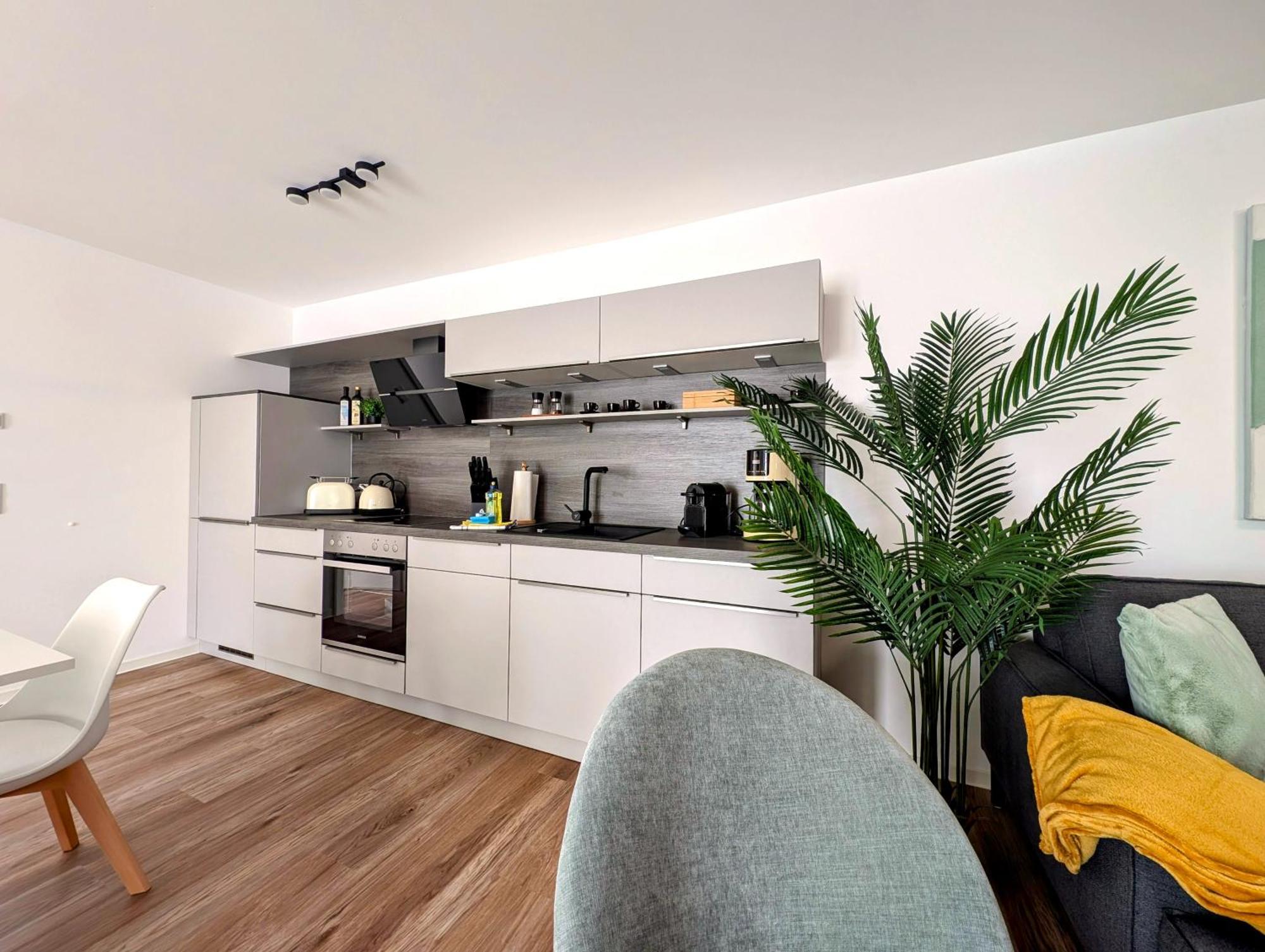 Bohnapartments - Nordkap-Suiten - Gratis Parkplatz - Moderner Neubau - Erdgeschoss - Fussbodenheizung แอร์ฟวร์ท ภายนอก รูปภาพ
