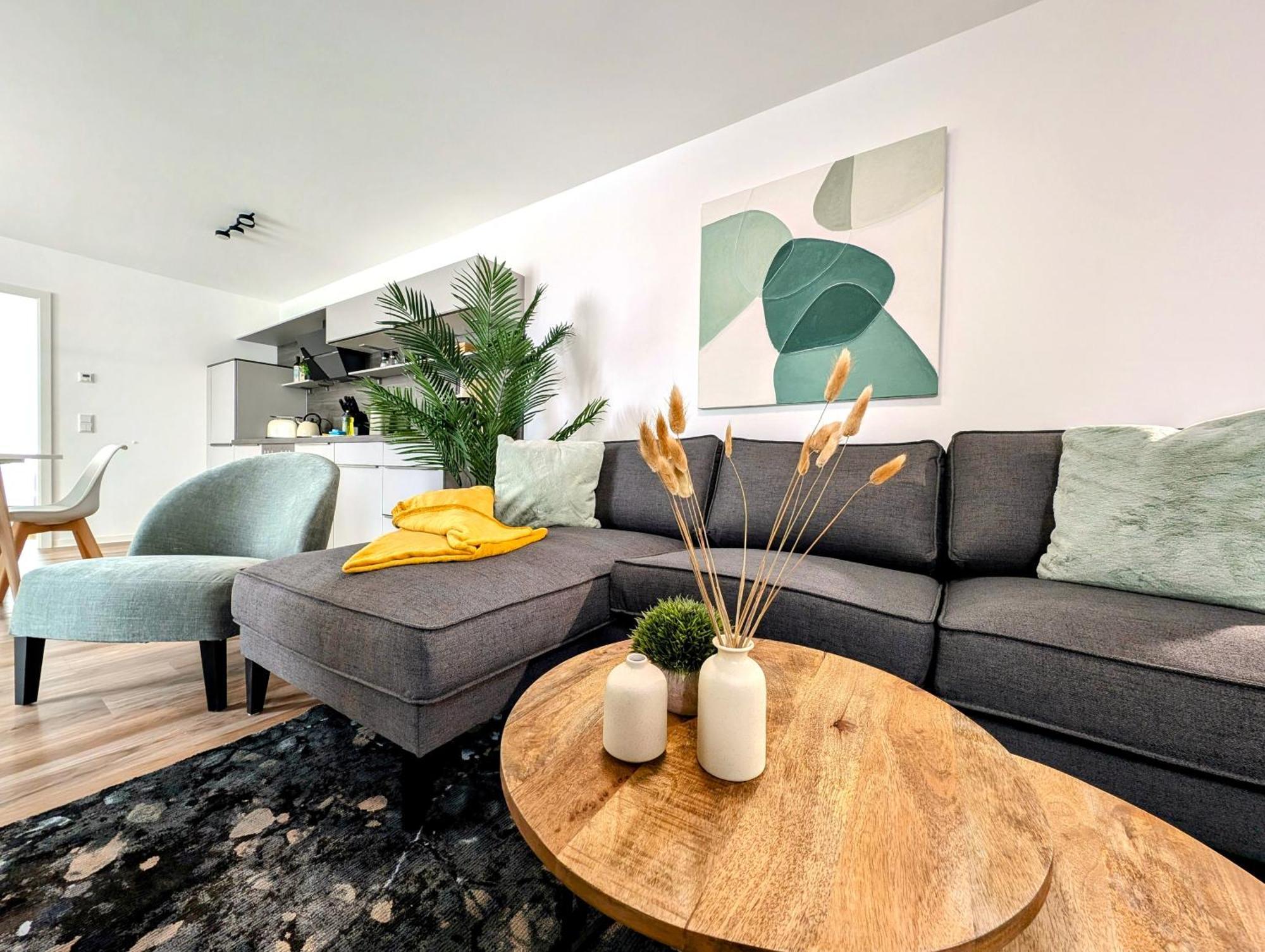Bohnapartments - Nordkap-Suiten - Gratis Parkplatz - Moderner Neubau - Erdgeschoss - Fussbodenheizung แอร์ฟวร์ท ภายนอก รูปภาพ