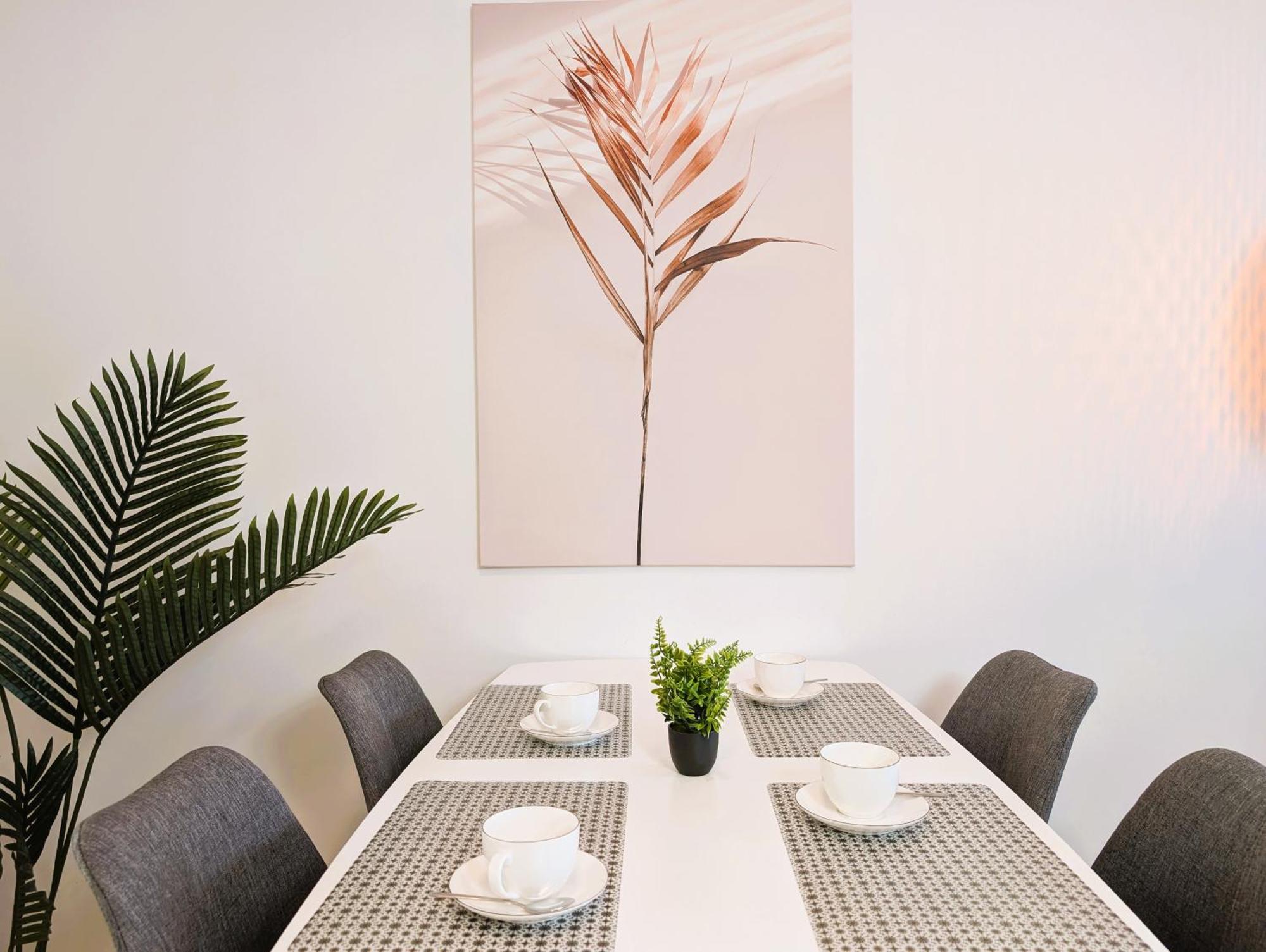Bohnapartments - Nordkap-Suiten - Gratis Parkplatz - Moderner Neubau - Erdgeschoss - Fussbodenheizung แอร์ฟวร์ท ภายนอก รูปภาพ