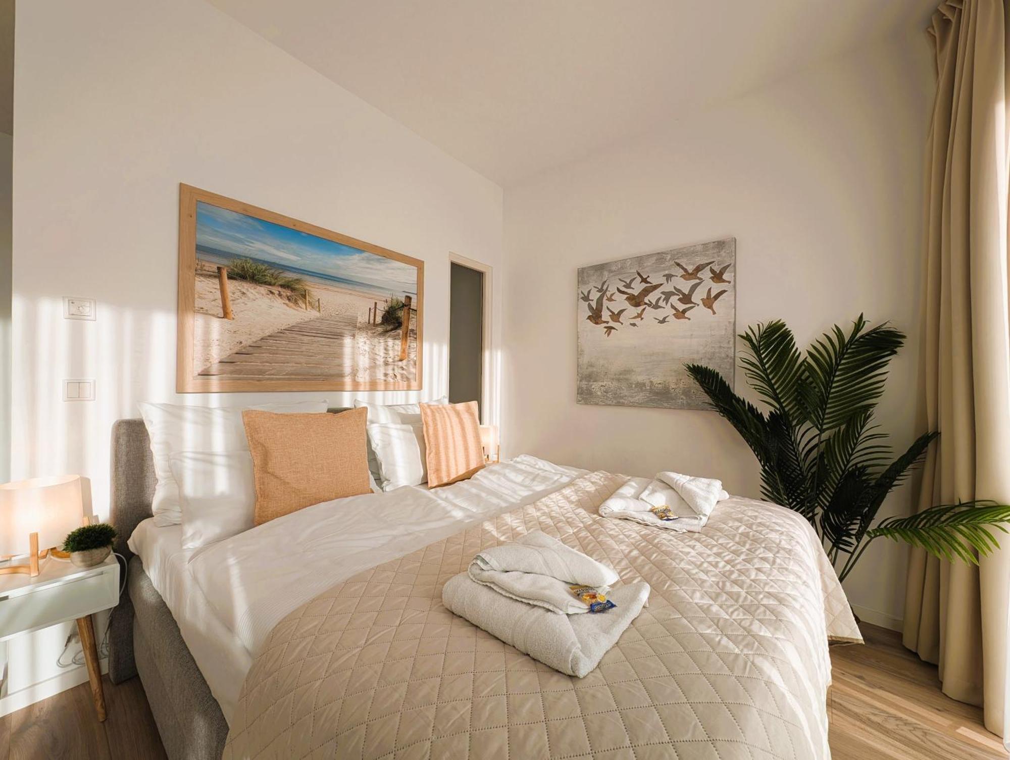 Bohnapartments - Nordkap-Suiten - Gratis Parkplatz - Moderner Neubau - Erdgeschoss - Fussbodenheizung แอร์ฟวร์ท ภายนอก รูปภาพ